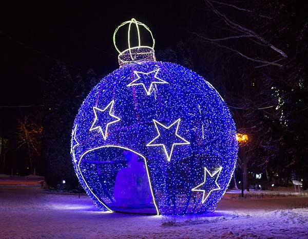 Новогодний декор в Набережных Челнах
